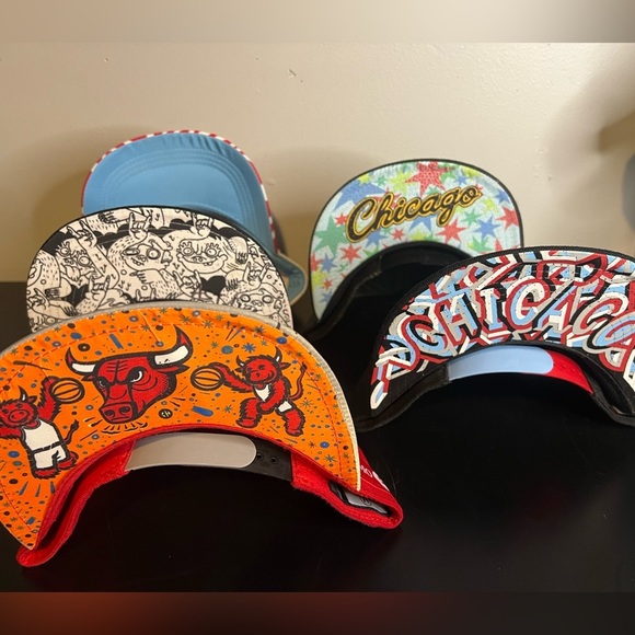 Chicago Bulls Artist Edition SnapBacks - Picture 4 of 6